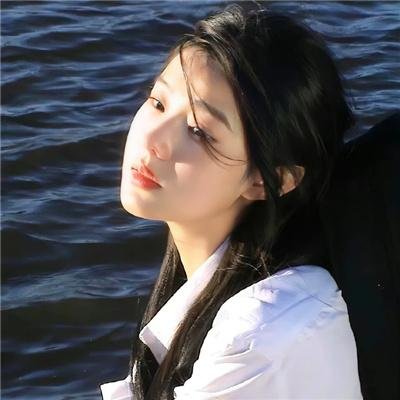 何班主和他的情人